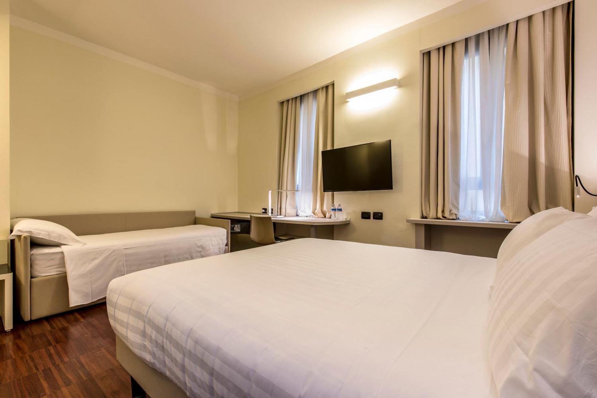43 Station Hotel — Photos 3